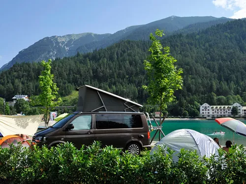 Alpen-Caravanpark Achensee 9