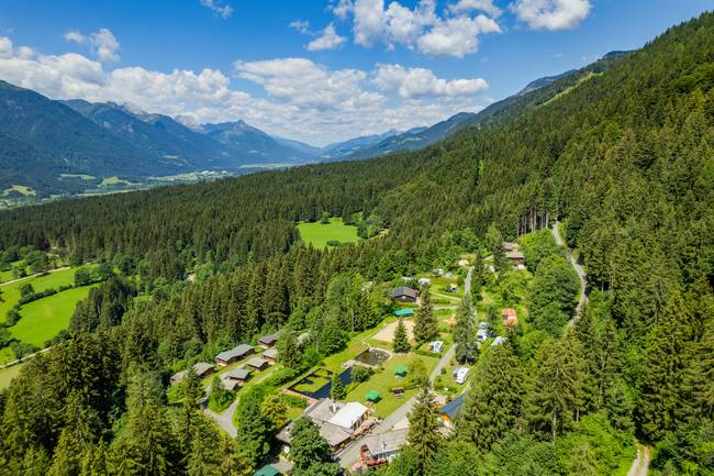Luftbild Alpenferienpark Reisach