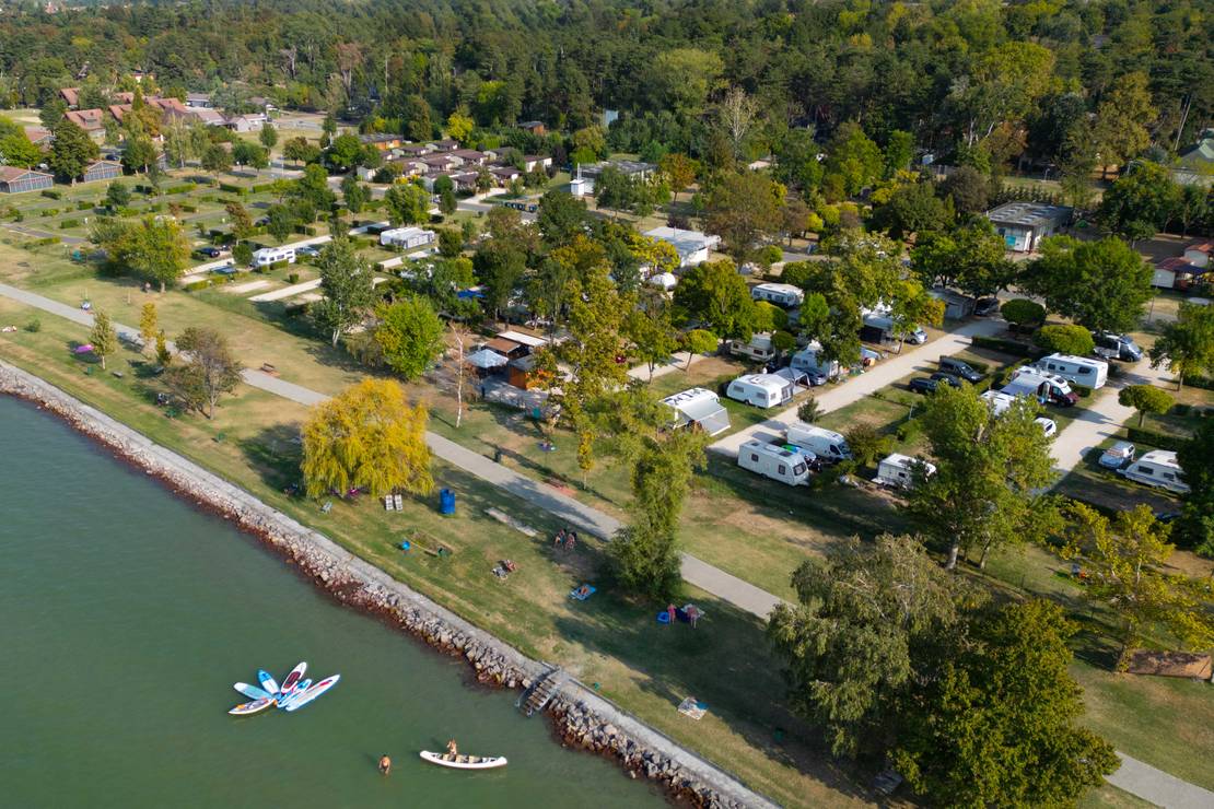 Aranypart Camping & Apartments 5