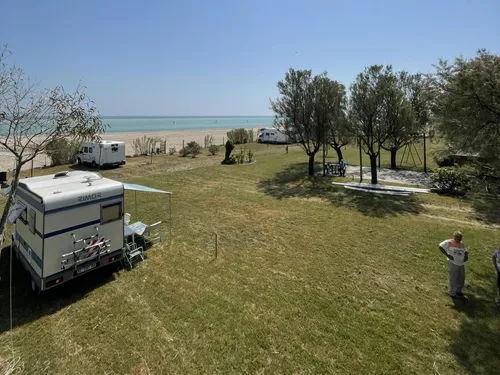 Area Camper L'Oasi 5