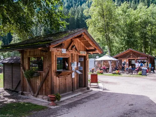 Area Sosta Camper "Al Plan" 3