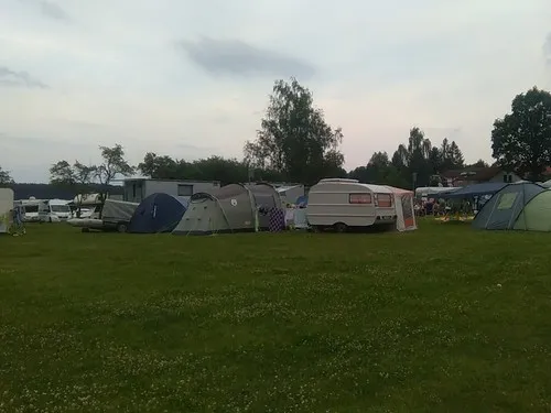 Autokemp Radost Hracholusky 5