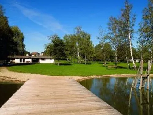 Bade- und Campingplatz Perwang am Grabensee 3