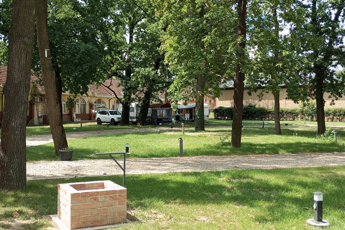 Bihar Termalliget Kemping 4