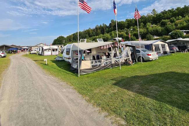 Overview of the campsite.