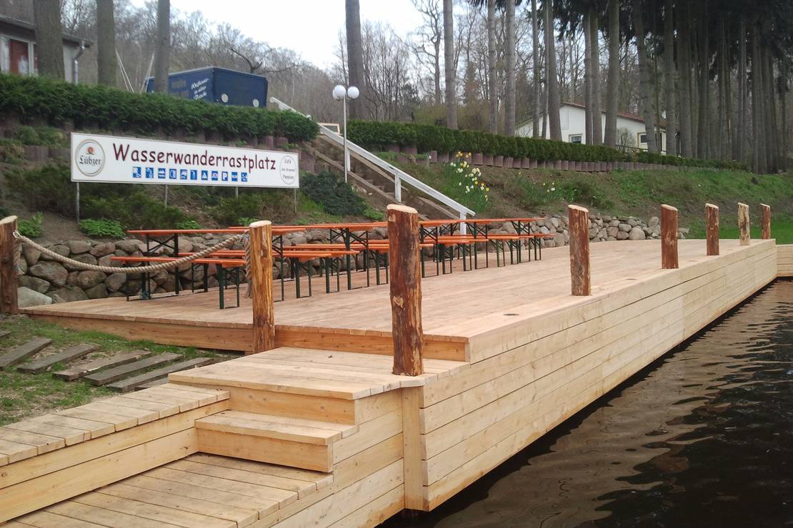 Cafe & Pension "Am Brunnen" 4