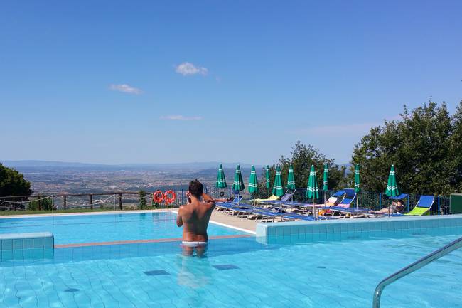 Beheizter Pool