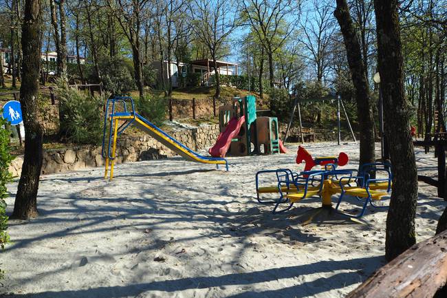 Spielplatz hauptsächlich für Kleinkinder