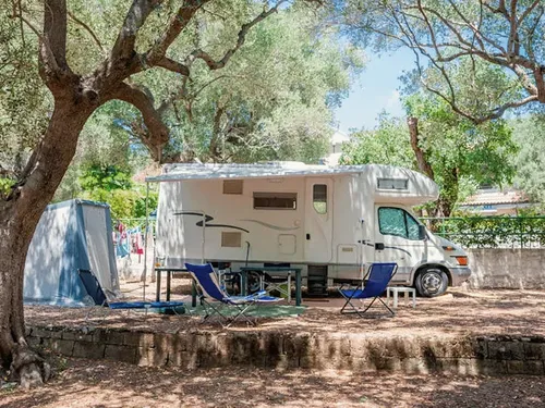 Villaggio Camping dell’Isola 3