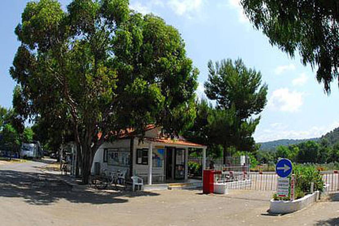 Campeggio Holiday Village 6