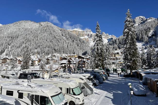 Winter Camping Marmolada