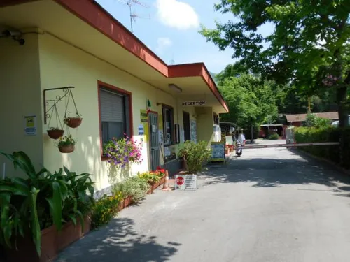 Campeggio Miraflores 6