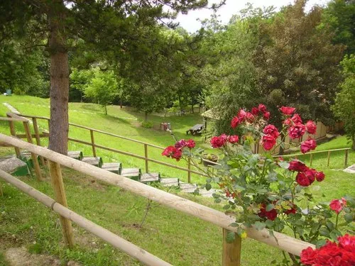 Campeggio Montequestiolo 5