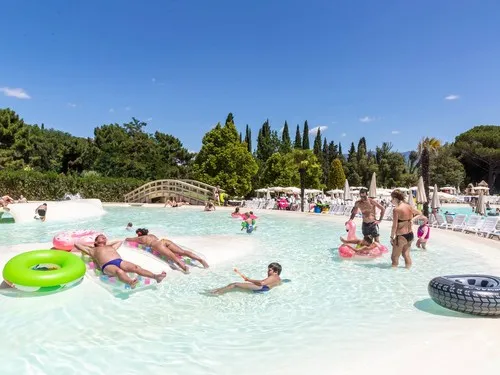 hu Norcenni Girasole village 8