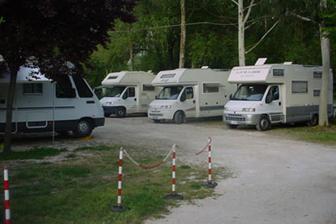 Campeggio Parking Europa 5