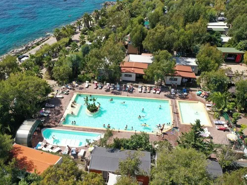 Villaggio dei Fiori 6