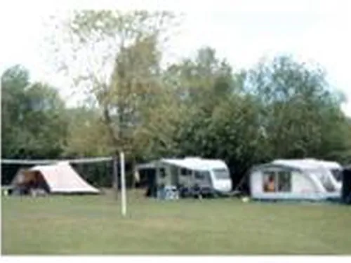 Camping à la Ferme Cernay la Ville 4