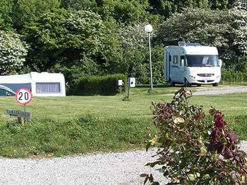 Camping aire naturelle Les Erables 6