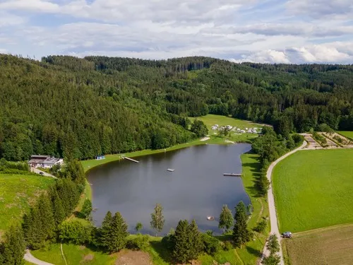 Camping am Badesee Pramet 5