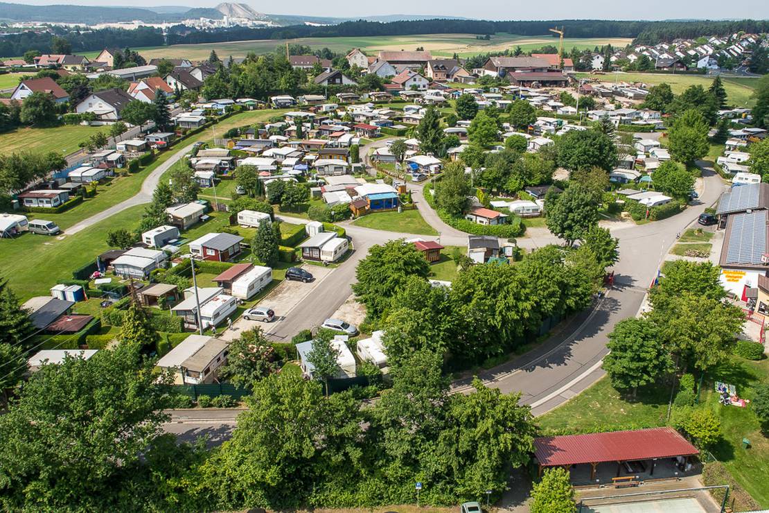 Camping am Naturerlebnisbad 5