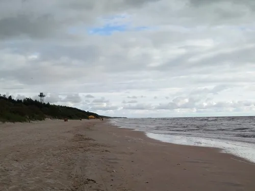 Camping at the sea 3