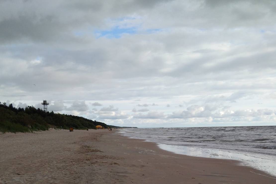 Camping at the sea 4