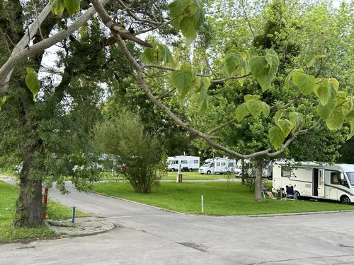 Camping Saintes Grandes Rives 8