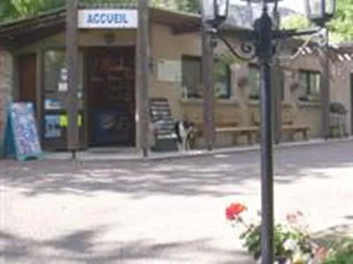 Camping Au Pré de Charlet 3