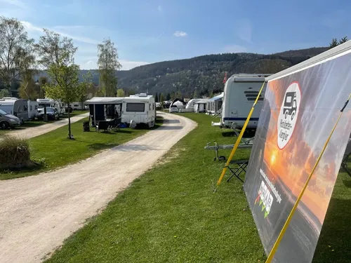Camping & Beachclub Fachbach an der Lahn 8