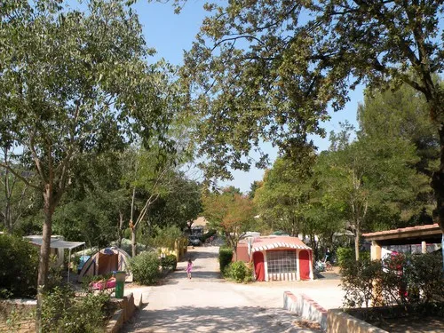 Camping Campasun Mas De Pierredon 5