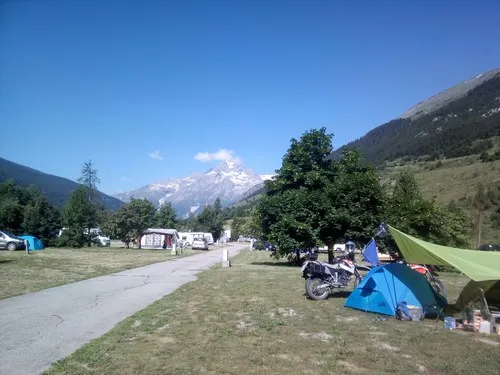 Camping Caravaneige de Lanslevillard 8