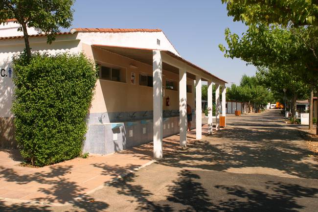 © homepage www.campingcarlosiii.com/