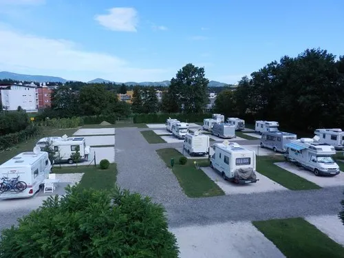 Camping Center Kekec 3