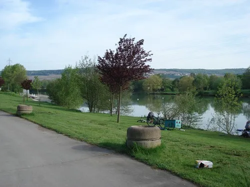 Camping d' EPERNAY 7