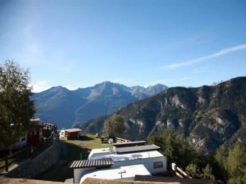 Camping Dalai Lama 2