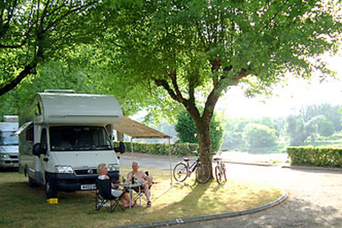 Camping*** de la Bastide 3