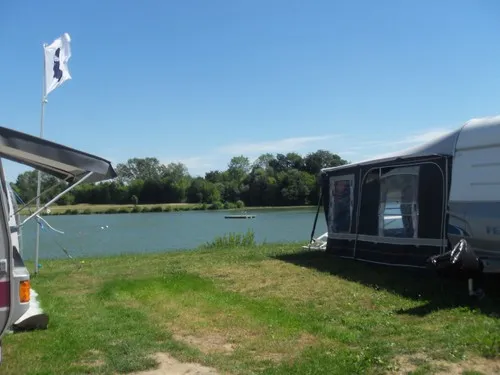 Camping De La Plage de Seurre 3