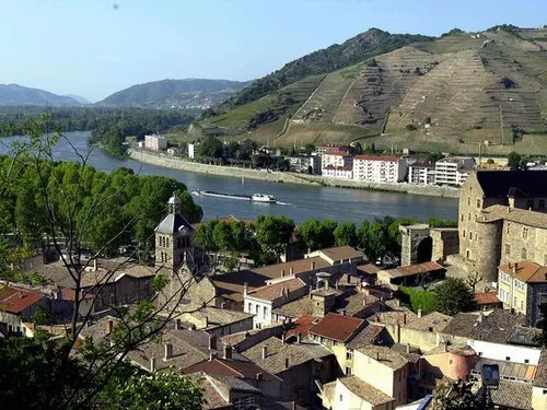 Camping De Tournon  HPA 7