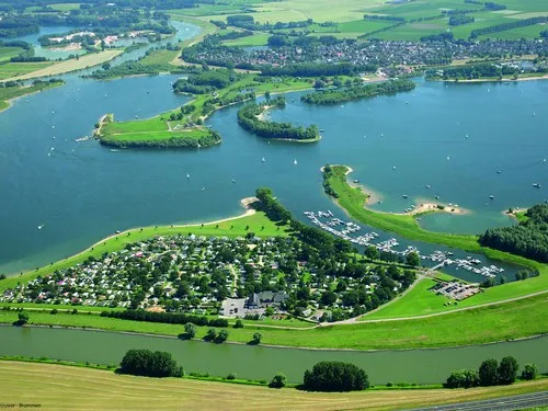 Recreatiepark  De Veerstal 4