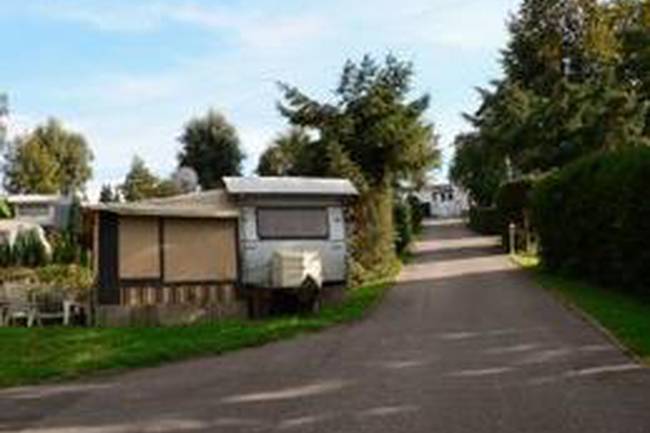 http://www.eifel-camping.de/index.php?menue=de&main=campingplatz&tree=Campingplatz