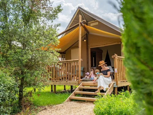 Camping Du Domaine D'Anglas 5