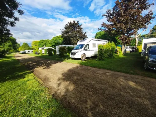Camping du Pont de Bourgogne 9