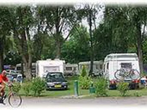 Camping du Port de Plaisance 9