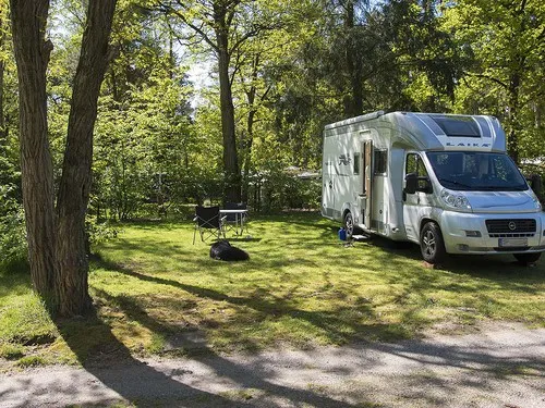 Camping en Recreatiepark De Oude Barrier 4