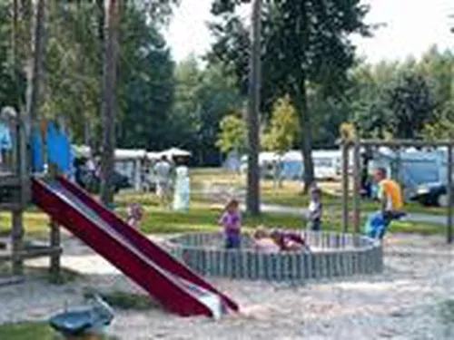 Camping en Speelpark De Heldense Bossen 5