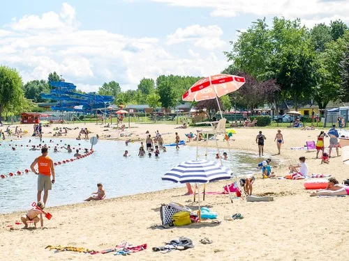 Camping et Base de loisirs La Plaine Tonique 4