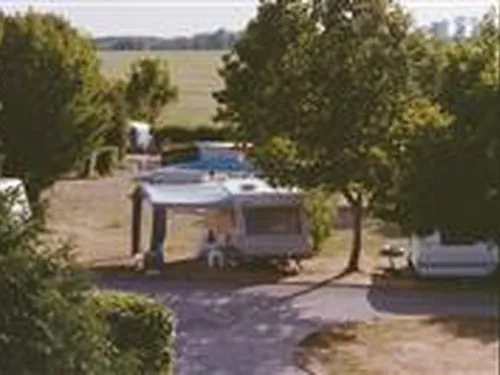 Camping Fontenoy Le Chateau 4
