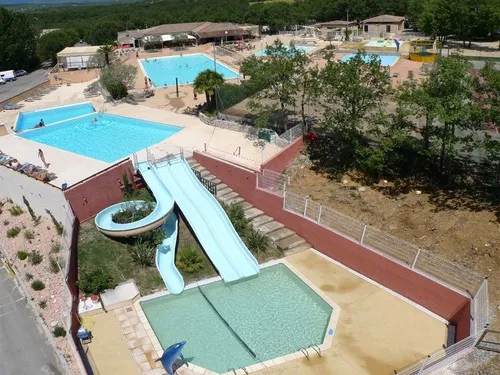 Camping & Hotel Domaine De Chaussy 3