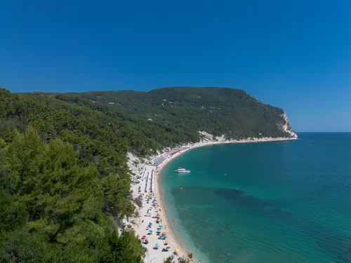 Camping Village Internazionale Sirolo 8