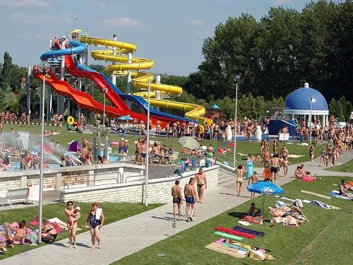 Camping Jonathermál 7